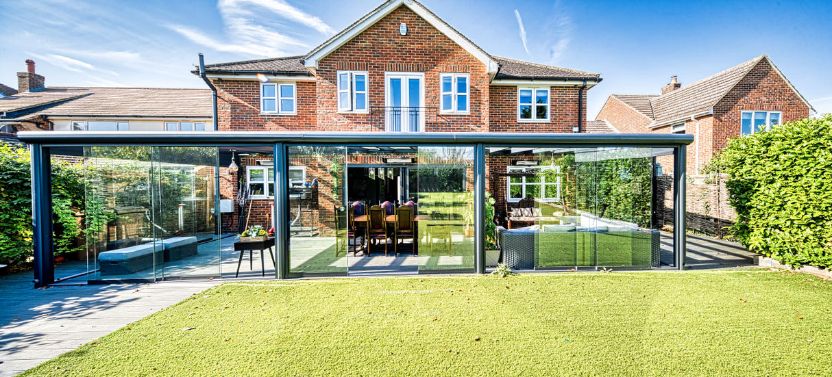 Verde Caletta Glass Room Veranda