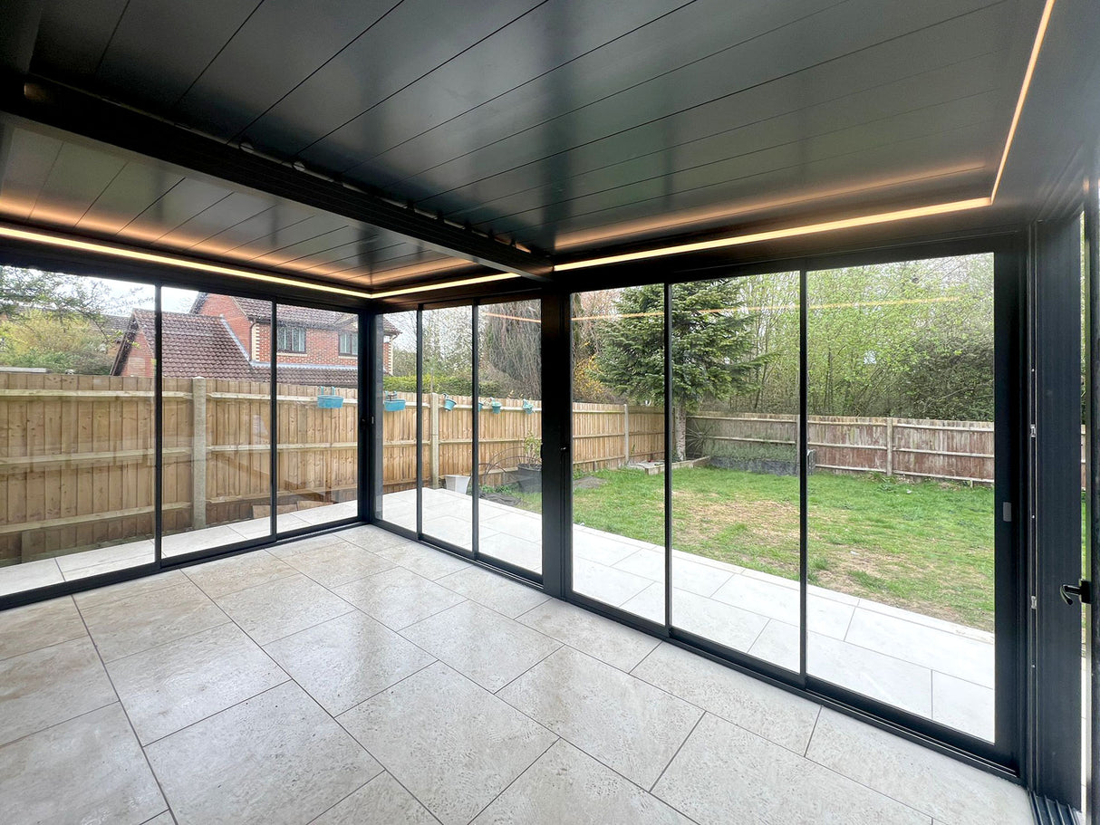 Verde Elegance Louvre Roof Aluminium Veranda